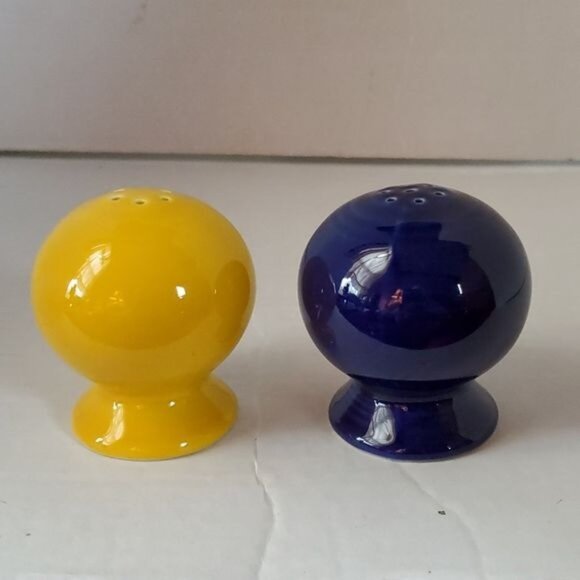 Fiestaware Fiesta CERAMIC Shaker Salt Pepper Daffodil Yellow Twilight Blue - Picture 3 of 8